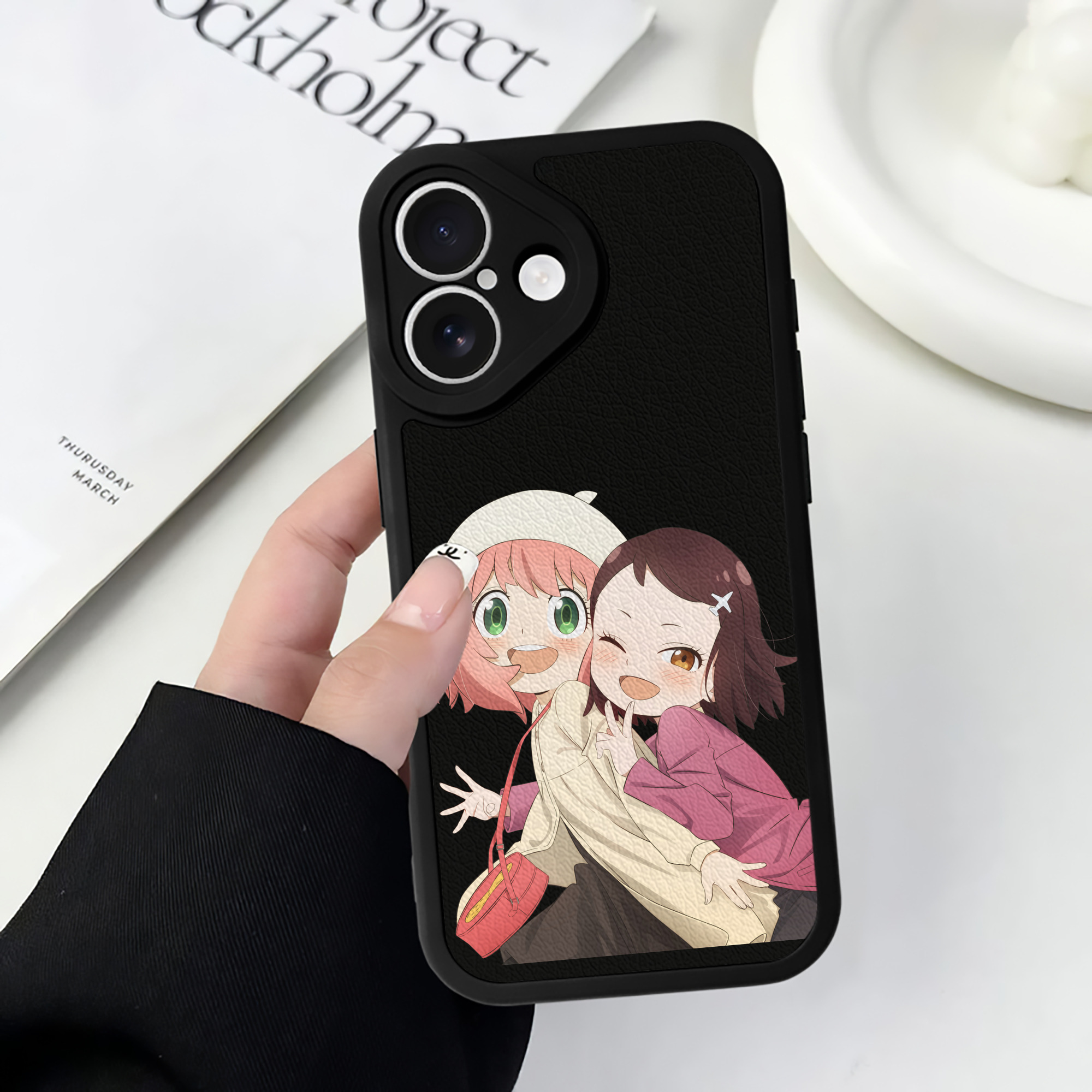 （画像用） SPY×FAMILY间谍家家酒 【iPhone 16シリーズ対応】シリコンスマホケース（レザー調） 材質：シリコン